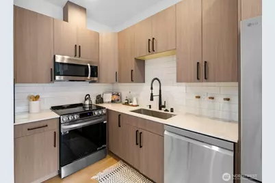 2805 S Grand Street, Seattle, WA 98144 - Photo 9