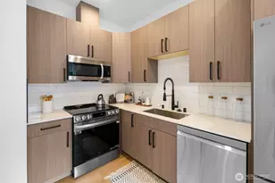 2805 S Grand St, Seattle, WA 98144 - Photo 9