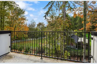 9016 NE 203rd Court #B, Bothell, WA 98011 - Photo 19