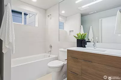 1801 NW 65th Street #B, Seattle, WA 98117 - Photo 7