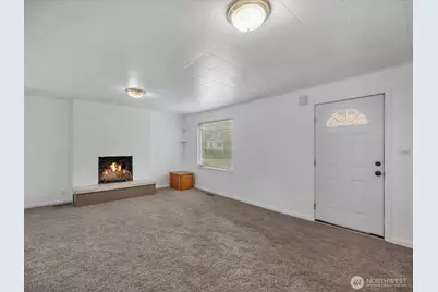 2431 Pine Street, Everett, WA 98201 - Photo 3