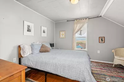 716 First Street W, South Bend, WA 98586 - Photo 23