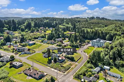 716 First Street W, South Bend, WA 98586 - Photo 29