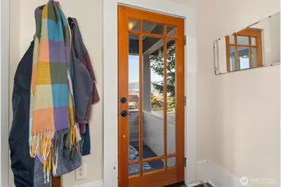 716 First Street W, South Bend, WA 98586 - Photo 5