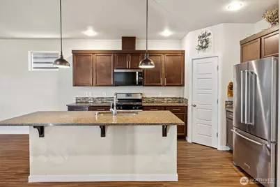 11560 173rd Street E, Puyallup, WA 98374 - Photo 9