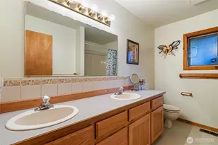 7077 Austin Pass Rd, Glacier, WA 98244 - Photo 15