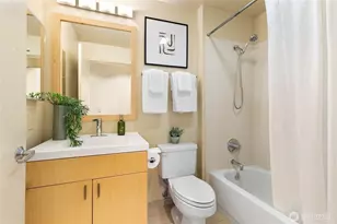 1711 E Olive Wy, Seattle, WA 98102 - Photo 13