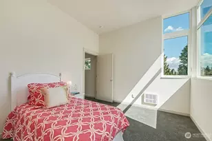 3516 NE 87th St, Seattle, WA 98115 - Photo 7