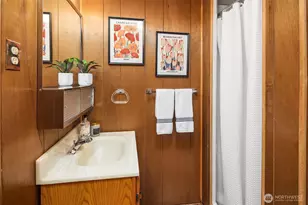 6037 NE 61st St, Seattle, WA 98115 - Photo 27