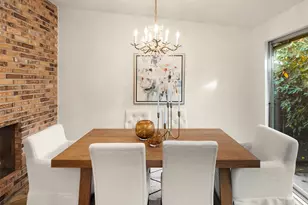 6037 NE 61st St, Seattle, WA 98115 - Photo 9