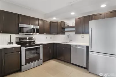 1910 Evergreen Park Drive SW #905, Olympia, WA 98502 - Photo 5