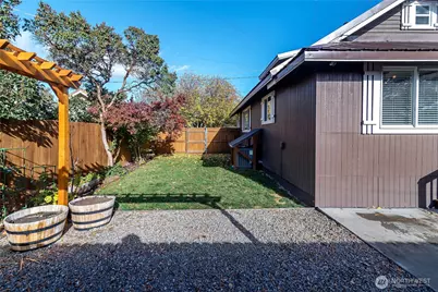 302 E Washington Avenue, Ellensburg, WA 98926 - Photo 35