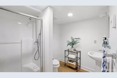 908 15th Avenue E, Seattle, WA 98112 - Photo 33