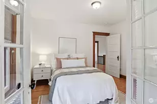 908 15th Ave E, Seattle, WA 98112 - Photo 23