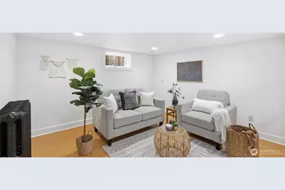 908 15th Avenue E, Seattle, WA 98112 - Photo 31