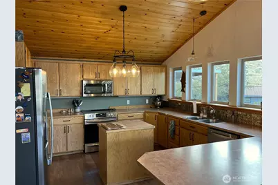 464 Highway 20, Tonasket, WA 98855 - Photo 5