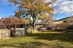 464 Hwy 20, Tonasket, WA 98855 - Photo 25