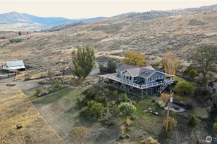 464 Hwy 20, Tonasket, WA 98855 - Photo 3