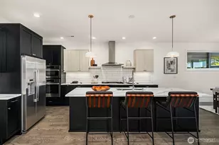 733 4th Ct S, Kirkland, WA 98033 - Photo 3