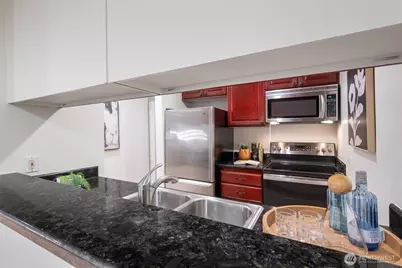 717 E Denny Way #1A, Seattle, WA 98122 - Photo 7