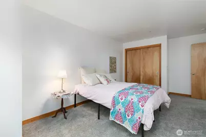 827 Hiawatha Place S #212, Seattle, WA 98144 - Photo 9