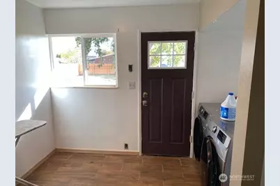 9016 Bong Loop Drive #B, Moses Lake, WA 98837 - Photo 19