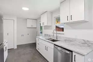 19615 SE 136th St, Renton, WA 98059 - Photo 15