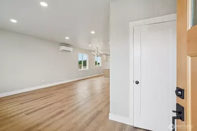 312 Eminence Avenue, Winlock, WA 98596 - Photo 5