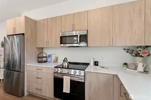 117 Wells Ave S, Renton, WA 98057 - Photo 11