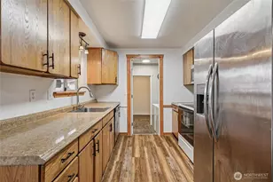 6610 95th St NE, Marysville, WA 98270 - Photo 7