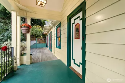 615 36th Avenue, Seattle, WA 98122 - Photo 7