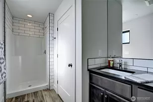 1126 N 90th St, Seattle, WA 98103 - Photo 11