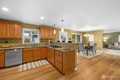 2122 Cascade Place W, University Place, WA 98466 - Photo 3