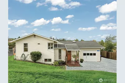 650 NE Otis Street, Coupeville, WA 98239 - Photo 1