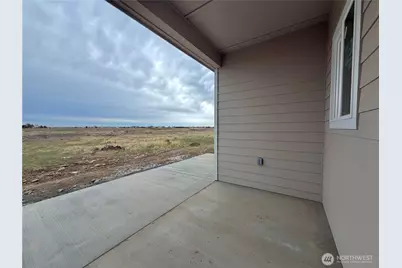 7189 NE Lake Vista Drive, Moses Lake, WA 98837 - Photo 11