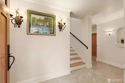 3821 Shelby Road, Lynnwood, WA 98087 - Photo 3