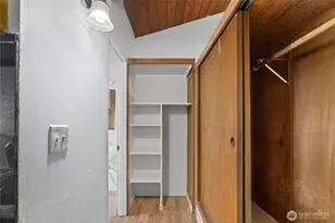 1718 Summit Ave, Seattle, WA 98122 - Photo 7