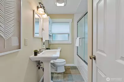 9903 View Street W, University Place, WA 98466 - Photo 7