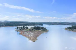 211 Basswood Dr, SilverLake, WA 98645 - Photo 3