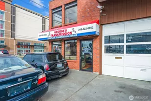 9700 Aurora Ave N, Seattle, WA 98103 - Photo 3