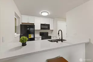 12600 57th Ave S, Seattle, WA 98178 - Photo 9