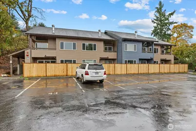 12600 57th Avenue S #B201, Seattle, WA 98178 - Photo 3