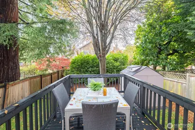 610 W Halladay Street, Seattle, WA 98119 - Photo 21