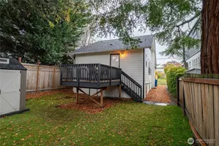 610 W Halladay St, Seattle, WA 98119 - Photo 23