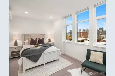 1013 C 6th Avenue N, Seattle, WA 98109 - Photo 17