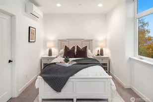 1013c 6th Ave N, Seattle, WA 98109 - Photo 19