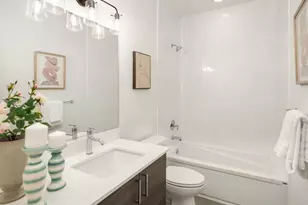 1013c 6th Ave N, Seattle, WA 98109 - Photo 7