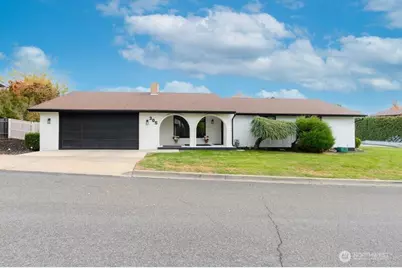 305 N 50th Avenue, Yakima, WA 98908 - Photo 1