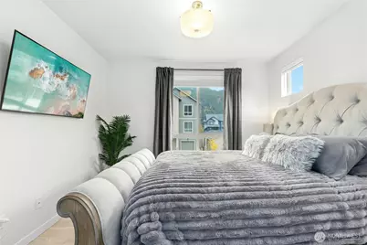 1845 SE 12th Place #H-204, North Bend, WA 98045 - Photo 17