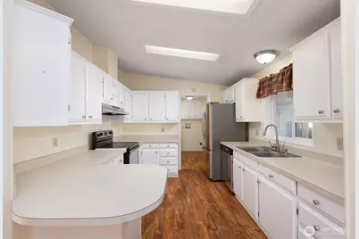 836 S Harman Way #4, Orting, WA 98360 - Photo 17